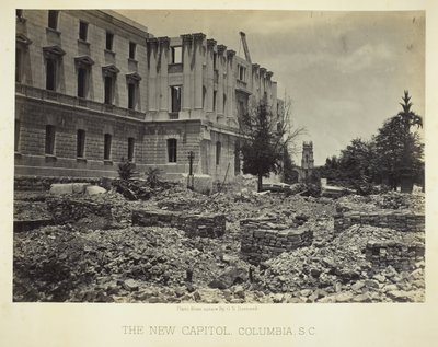 The New Capitol, Columbia, SC, 1865. alkotó: George N. Barnard