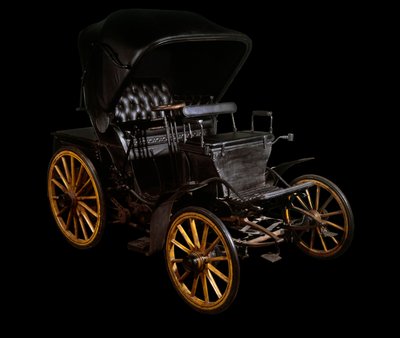 Automobile Benz alkotó: German School