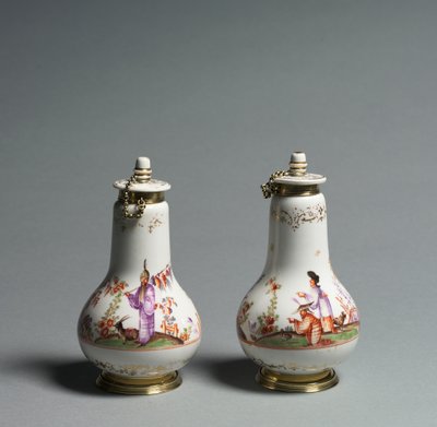 Fedett lombik, gyártó Meissen Porcelain Factory, Németország, 1720-1723 körül alkotó: German School