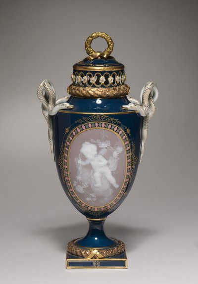 Fedett váza, a Meisseni Porcelángyár, Németország, 1881 alkotó: German School