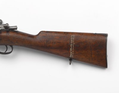 Louis Botha tábornok által használt Mauser M1896 7,92 mm-es, 1896-os reteszelő puska alkotó: German School