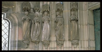 Az Öt Bölcs Szűz, Jamb figurák a Paradicsom Portálról, 1250 körül faragott figurák, 1350 körül épült tornác (lásd még: 173983 és 173984) alkotó: German School
