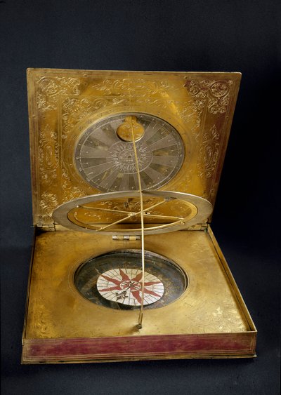 Univerzális napelemes óra rézből, aranyból, üvegből és papírból, Németországban. A 17. századi Sun debütálása. 24,7x25,7 cm Firenze, Istituto e Museo di Storia delle Scienze alkotó: German School