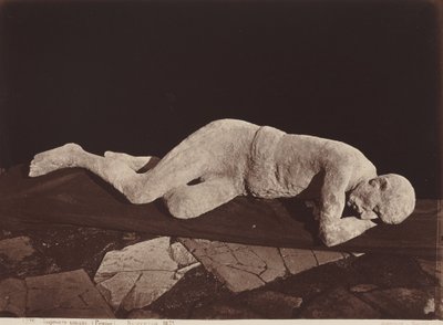 Emberi lábnyomok, Pompei (Emberi szereposztás, Pompei) alkotó: Giorgio Sommer
