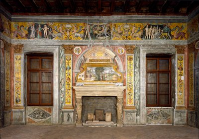 Az állatöv jele: "" Az egyensúly"" A tetején medálok Hadrianus császár és Antonin jámbor portréival. A freskó megromlott. Giovanni Maria Falconettónak (1468-1534) tulajdonított freskó 1520 Mantua környékén, Palazzo d