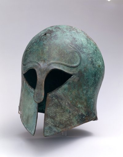 Korinthoszi típusú bronz archaikus sisak, ie 600-575 körül (bronz) alkotó: Greek