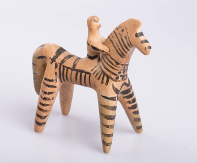 Ló és lovas, valószínűleg Boetiából, görögből, archaikus korszakból, ie 550 körül (terrakotta) alkotó: Greek