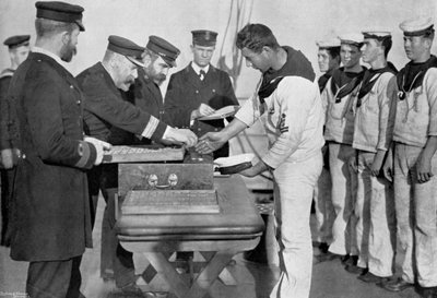 Fizetési nap a HMS Royal Sovereign fedélzetén, 1895 alkotó: Gregory and Co