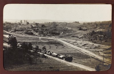 Első világháború: Ukrajna 1914-1916 között a német hadsereg inváziója idején. Tehervonat (f/w fotó) alkotó: Heldenfriedhof Dsessentniki (attr. to)