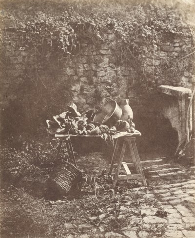 [Csendélet: üst, korsó és zöldségek egy állványos asztalon]. alkotó: Henri Victor Regnault