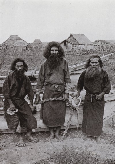 Happukonno, a vadász (középen) és két Ainu halász (f/w fotó) alkotó: Herbert Ponting