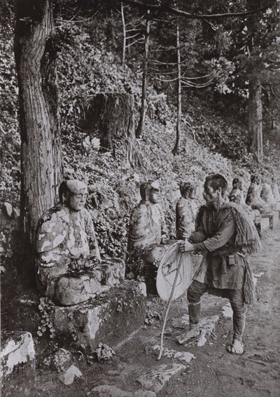 Meditáció, tanulmány Gamman-ga-Fuchinál, Nikko (f/w fotó) alkotó: Herbert Ponting