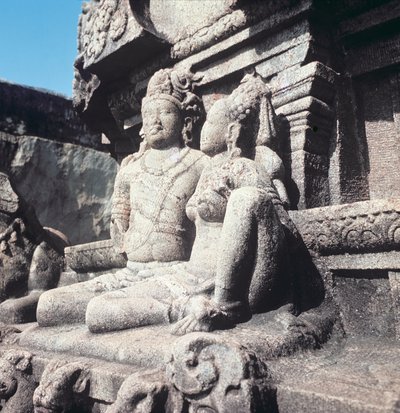 Siva és Parvati faragott figurái, i.sz. 800 körül alkotó: Indian School