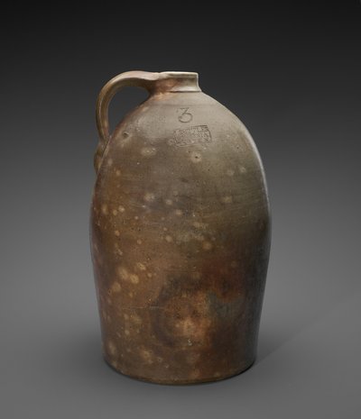 Kancsó, c. 1873-1882 (sómázas kőedény) alkotó: Isaac Suttles Pottery