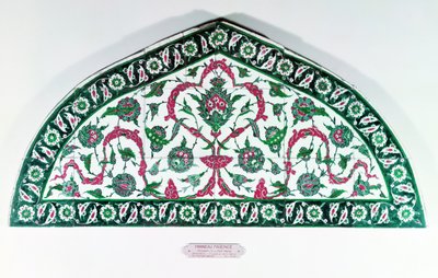 Csempézett áthidaló, Isztambulból, Törökországból (fajansz) alkotó: Islamic School