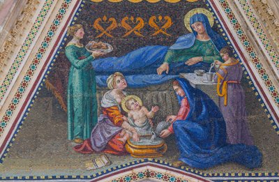 Mária születése, mozaik, oldalbejárat oromzata, mozaik, orvietoi székesegyház homlokzata, Umbria, Olaszország alkotó: Italian School