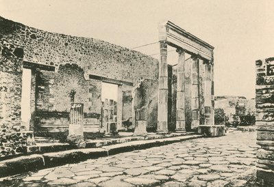 A háromszögfórum bejárata, ahogy van (mélynyomás) alkotó: Italian School