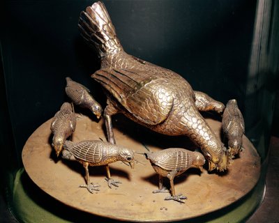Az aranytyúk és fiókái, amelyet Theodolinda királynő (†628) adott a katedrálisnak (ezüst aranyozott) alkotó: Italian School