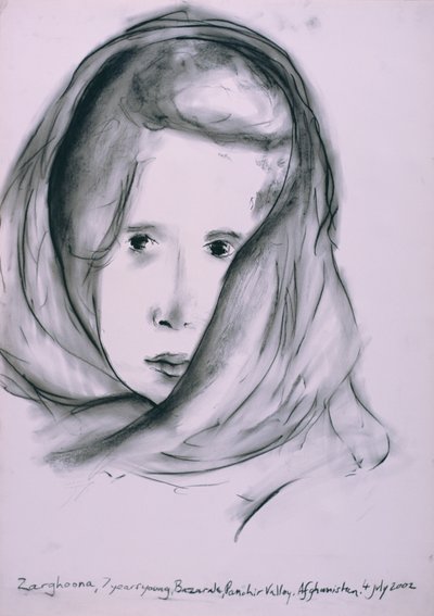 Zarghoona, Panshir Valley, Afganisztán, 2002. július 4. (faszén papíron) alkotó: Jacob Sutton