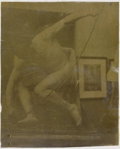 Tanulmány egy férfi meztelen modellről, aki masnival a kezében kuporog Jacques de Lalaing stúdiójában alkotó: Jacques Lalaing (attributed to)