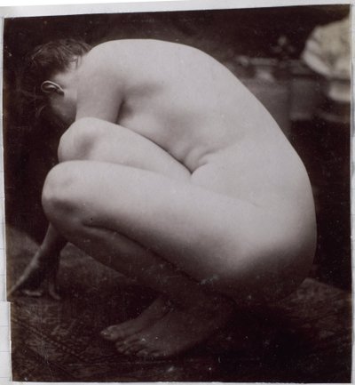Egy női akt modell tanulmányozása oldalról Jacques de Lalaing műhelyében, előtanulmány a Musee des Beaux arts, Tournai szökőkút eleméhez és egy kör alakú szökőkúthoz alkotó: Jacques Lalaing (attributed to)