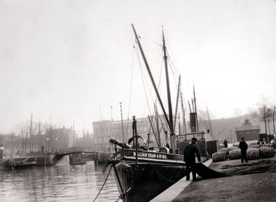 Csatornahajók, Rotterdam, 1898. alkotó: James Batkin