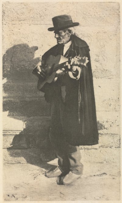 Kameramunka: Egy vak zenész – Granada, 1914. alkotó: James Craig Annan