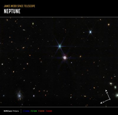 Neptunusz széles mező (NIRCam iránytű képe) alkotó: James Webb Space Telescope (NASA)