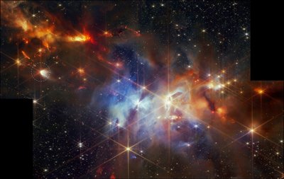 Az EC 53 protocsillag a Kígyó-ködben (NIRCam-felvétel) alkotó: James Webb Space Telescope (NASA)
