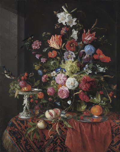 Virágok üvegvázában egy terített asztalon, ezüst tazzával, gyümölcsökkel, rovarokkal és madarakkal alkotó: Jan Davidsz de Heem