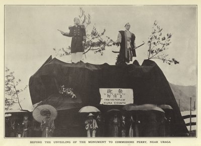 A Commodore Perry emlékművének leleplezése előtt, Uraga közelében alkotó: Japanese Photographer