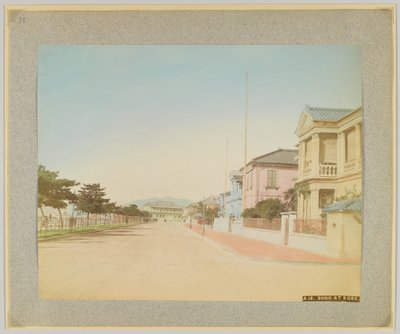 The Bund, Kobe, Japán (kézzel színezett fekete-fehér fotó) alkotó: Japanese Photographer