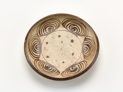 Tálaló edény "lószem" kivitelben, 1800-1830 alkotó: Japanese School