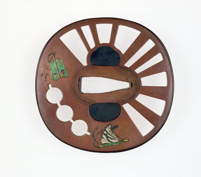 Tsuba legyezőkkel díszítve (réz zománccal) alkotó: Japanese School