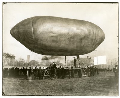Léghajó "California Arrow" alkotó: Jessie Tarbox Beals