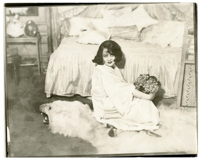 Lenore Ulric, 1915-28 körül (zselatin ezüst fotó) alkotó: Jessie Tarbox Beals