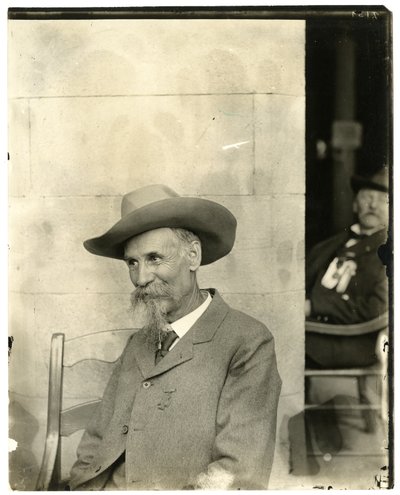 Férfi kalapban, érem, 1905-40 körül (zselatin ezüst fotó) alkotó: Jessie Tarbox Beals