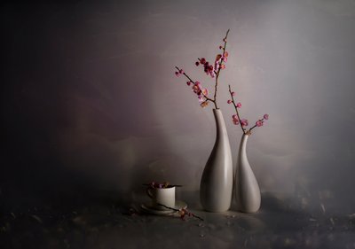 Tavaszi virágos csendélet alkotó: John-Mei Zhong
