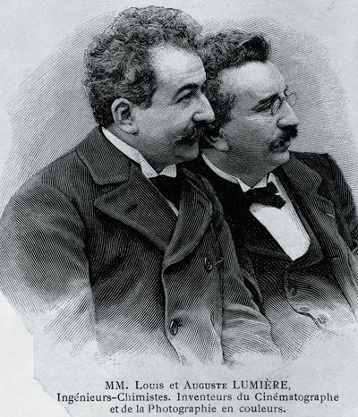 Auguste Marie Louis Nicolas Lumiere (1862-1954) és Louis Jean Lumiere (1864-1948), francia vállalkozók és a filmvetítő feltalálói portréja, metszet fényképről alkotó: Walter Charles Mills