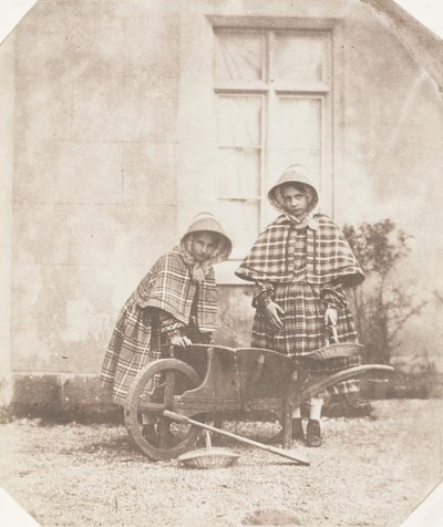 Elinor és Lucy Llewelyn, 1853-56. alkotó: John Dillwyn Llewelyn
