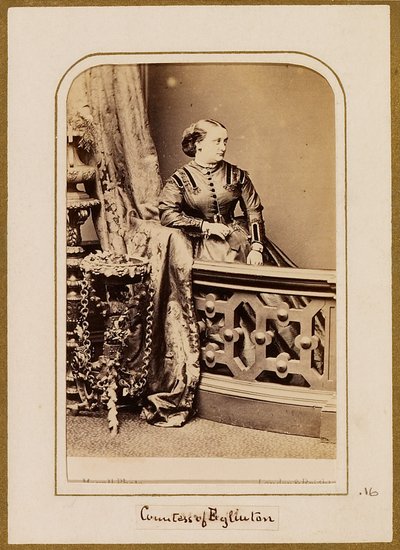 Eglinton grófnője alkotó: John Jabez Edwin Mayall