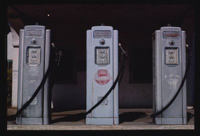 Olympic Gas Pumps, San Diego, Kalifornia, USA alkotó: John Margolies