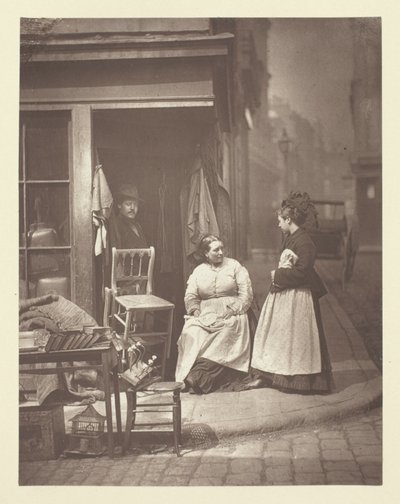 Régi bútorok alkotó: John Thomson