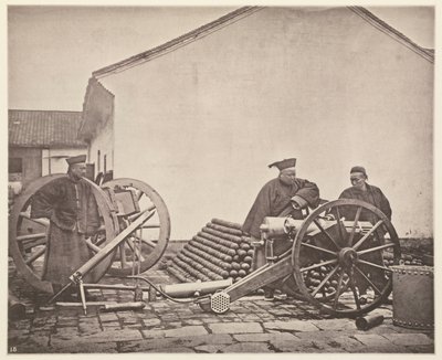 Jelenet a nankingi arzenálban alkotó: John Thomson