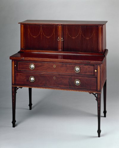 Tambour íróasztal, John és Thomas Seymour üzletének vagy Thomas Seymours Boston Furniture Warehouse-nak tulajdonítva, 1794-1810 (mahagóni berakással) alkotó: John and Thomas 1771-1848 Seymour
