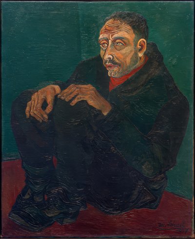 Guggoló férfi sötét öltönyben alkotó: Josef Scharl