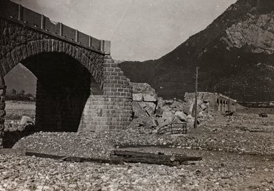 Album "Az én világháborúm – emlékek a délnyugati frontról Karintiában, Olaszországban, Trentino-Alto Adige" 1915.03.31.-1918.12.11. - Josef Zohle Bécsje": híd Tolmezzóban (f/w pho alkotó: Josef Zohles