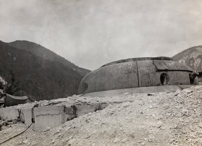 Album "Az én világháborúm – emlékek a délnyugati frontról Karintiában, Olaszországban, Trentino-Alto Adige" 1915.03.31.-1918.12.11. - Josef Zohle Bécsje ": Fort Hensel (f/w fotó) alkotó: Josef Zohles