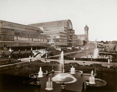 A londoni Kristálypalota: kertek és szökőkutak, 1870 körül (f/w fotó) alkotó: Joseph Paxton