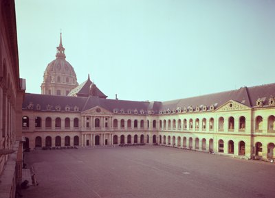 A Cour d